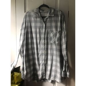Gray and White Buffalo Plaid Boyfriend Old Navy Flannel Long Sleeve